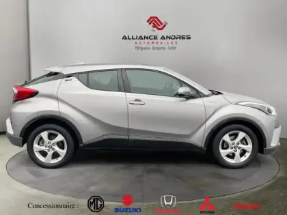 Photo 5 Toyota C-HR  122h Dynamic 2WD E-CVT