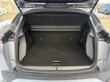 Photo 20 Peugeot 2008  e- 136ch GT