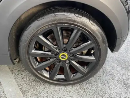 Photo 8 Mini Mini  Cooper SE 184ch Yours BVA