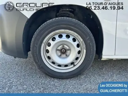 Photo 10 Peugeot Partner  Standard 1000kg BlueHDi 100ch S&S Premium