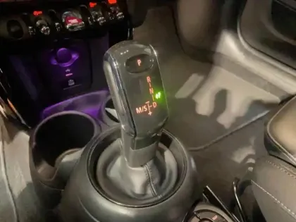 Photo 13 Mini Mini  5 Portes Cooper S 178ch  Edition Premium BVA7