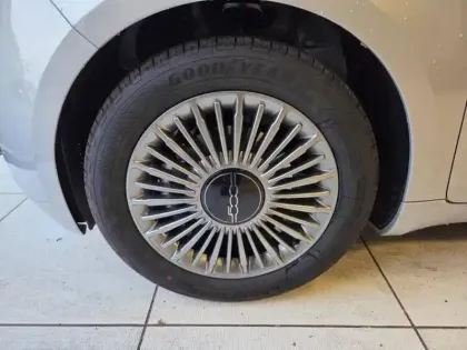 Photo 6 Fiat 500  1.0 FireFly 65ch hybrid Torino