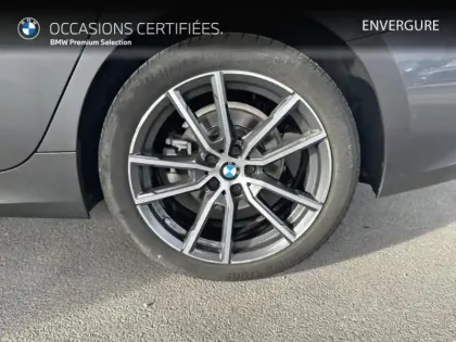 Photo 19 BMW Serie 3 Série 3 320dA 190ch Edition Sport