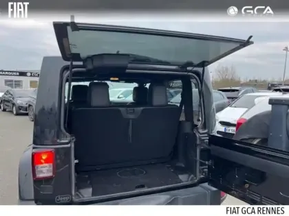 Photo 14 Jeep Wrangler  2.8 CRD 200ch Sahara BVA