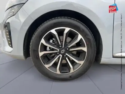 Photo 9 Renault Clio  1.6 E-Tech 145ch full hybrid Techno - 25