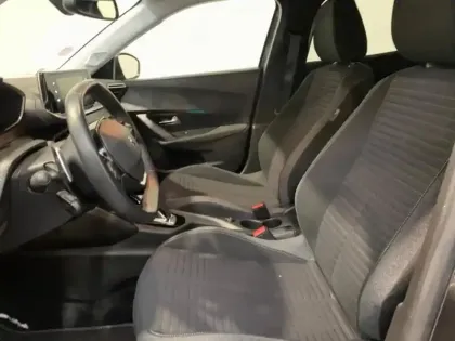 Photo 8 Peugeot 2008  1.2 PureTech 130ch S&S Style EAT8