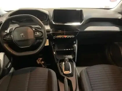 Photo 7 Peugeot 2008  1.2 PureTech 130ch S&S Style EAT8