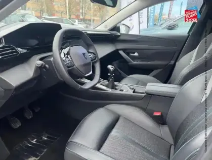 Photo 14 Peugeot 308  1.2 PureTech 130ch S&S Active Pack