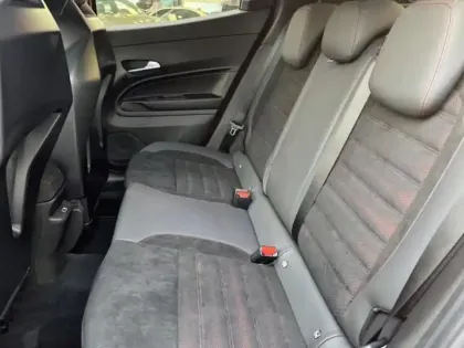 Photo 9 Alfa Romeo Junior  1.2 Ibrida 145ch Speciale e-DCT6