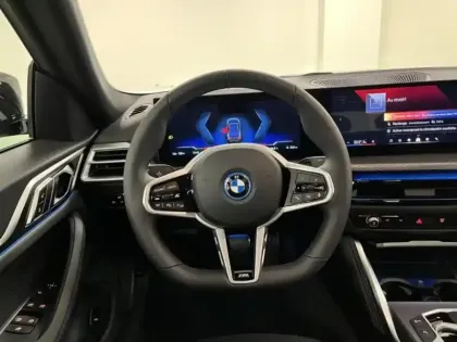Photo 8 BMW I4  eDrive35 286ch M Sport