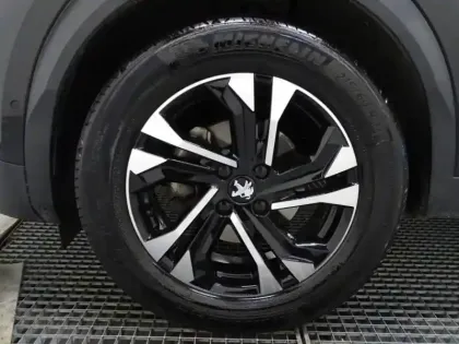 Photo 9 Peugeot 2008  1.2 PureTech 130ch S&S GT EAT8