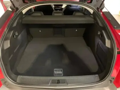 Photo 5 Peugeot 408  PHEV 180 Allure Pack e-EAT8 Cuir complet / GPS / Full LED