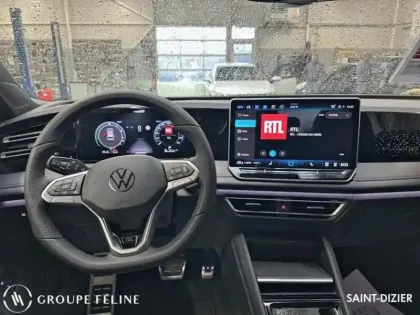 Photo 12 Volkswagen Tiguan  1.5 eHybrid 204ch R-Line Edition DSG6