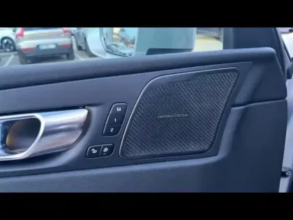 Photo 9 Volvo Xc60  T8 Hybride Rechargeable 310 + 145ch Ultra Style Chrome Geartronic 8 AWD