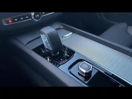 Photo 11 Volvo Xc60  T8 Hybride Rechargeable 310 + 145ch Ultra Style Chrome Geartronic 8 AWD