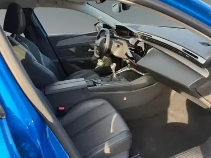 Photo 14 Peugeot 308  1.2 PureTech 130ch S&S Allure Pack