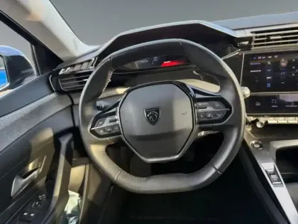 Photo 11 Peugeot 308  1.2 PureTech 130ch S&S Allure Pack