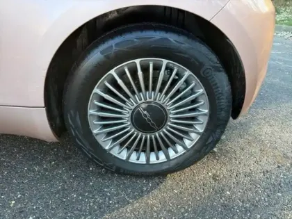 Photo 10 Fiat 500  e 118ch Icône