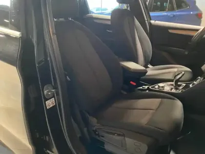 Photo 13 BMW Serie 2 Série 2 ActiveTourer 216dA 116ch Business Design DKG7