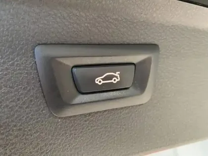 Photo 11 BMW Serie 2 Série 2 ActiveTourer 216dA 116ch Business Design DKG7