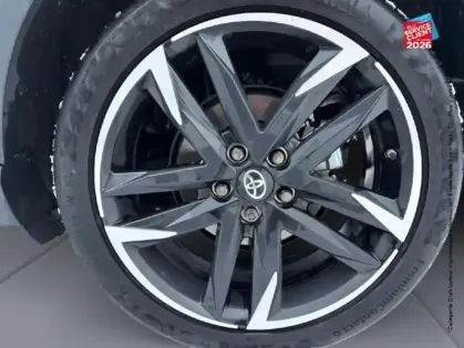 Photo 9 Toyota C-HR  2.0 Hybride 184ch GR Sport MY23