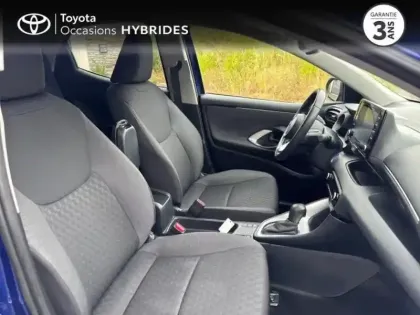 Photo 14 Toyota Yaris  116h Design 5p MC24