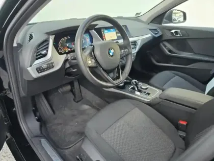 Photo 5 BMW Serie 1 Série 1 118iA 136ch DKG7