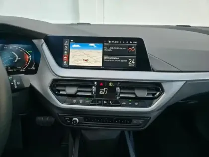 Photo 13 BMW Serie 1 Série 1 118iA 136ch DKG7