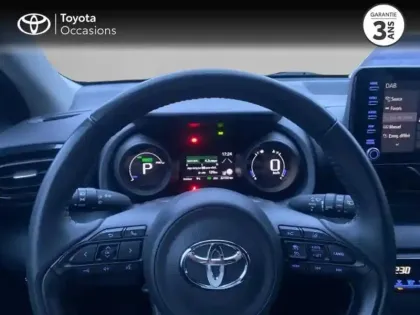 Photo 12 Toyota Yaris  116h Design 5p MY22