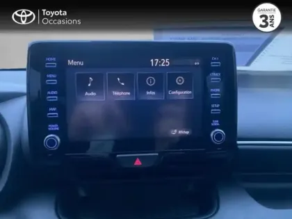 Photo 14 Toyota Yaris  116h Design 5p MY22