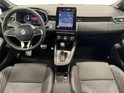 Photo 8 Renault Clio  1.6 E-Tech 145ch full hybrid esprit Alpine - 25