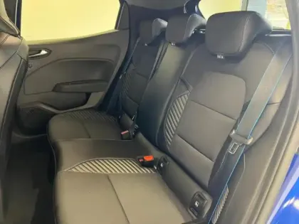 Photo 10 Renault Clio  1.6 E-Tech 145ch full hybrid esprit Alpine - 25