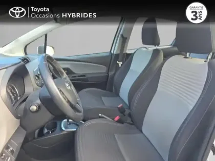 Photo 25 Toyota Yaris  100h France 5p RC18