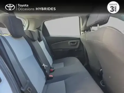 Photo 6 Toyota Yaris  100h France 5p RC18