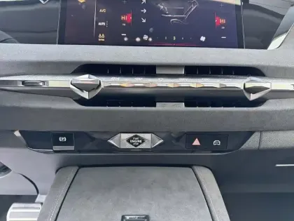 Photo 24 DS DS 4  BlueHDi 130 EAT8