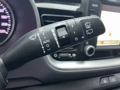 Photo 12 Kia Stonic  1.0 T-GDi 120 ch ISG DCT7