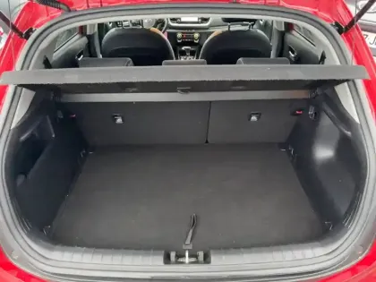 Photo 6 Kia Stonic  1.0 T-GDi 120 ch ISG DCT7