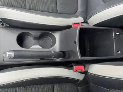 Photo 20 Kia Stonic  1.0 T-GDi 120 ch ISG DCT7