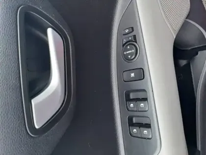 Photo 9 Kia Stonic  1.0 T-GDi 120 ch ISG DCT7