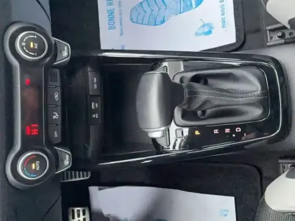 Photo 19 Kia Stonic  1.0 T-GDi 120 ch ISG DCT7