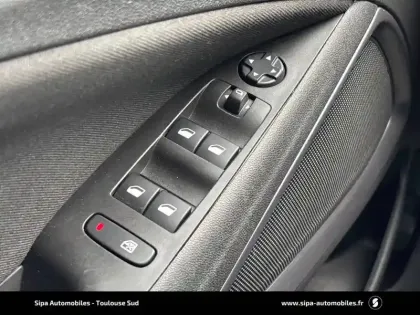 Photo 86 Opel Crossland  1.2 83 ch