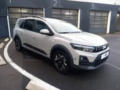 Photo 38 Dacia Jogger  Hybrid 155 7 places