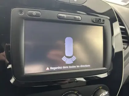 Photo 19 Renault Captur  TCe 120 Energy EDC