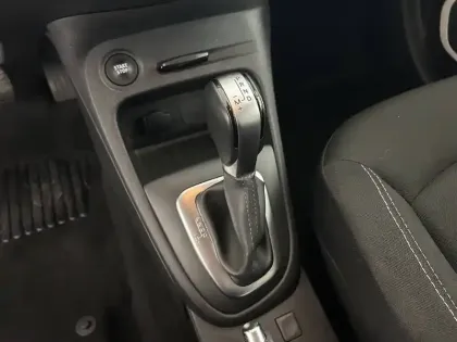 Photo 12 Renault Captur  TCe 120 Energy EDC