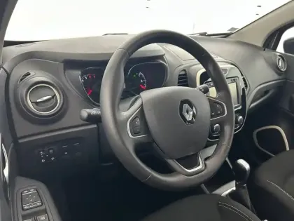 Photo 9 Renault Captur  TCe 120 Energy EDC