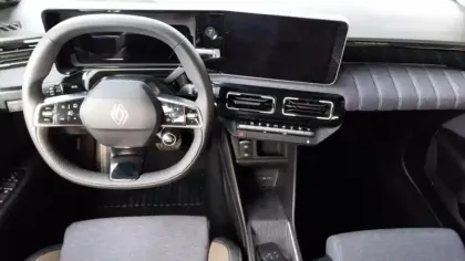 Photo 8 Renault 5 Renault  E-Tech Electrique 10 ch autonomie confort