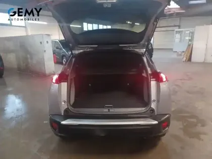 Photo 41 Peugeot 2008  PureTech 100 S&S BVM6