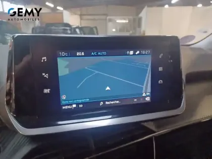 Photo 48 Peugeot 2008  PureTech 100 S&S BVM6