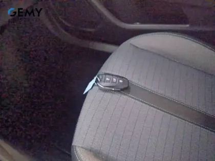 Photo 15 Peugeot 2008  PureTech 100 S&S BVM6