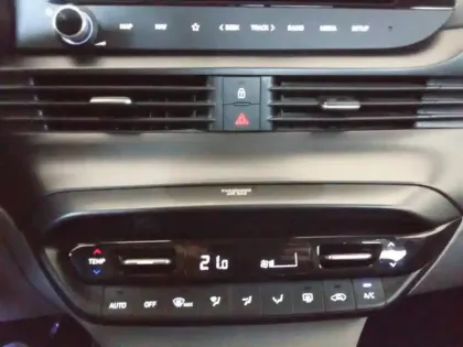 Photo 64 Hyundai Bayon  1.0 T-GDi 100 DCT-7 Hybrid 48V